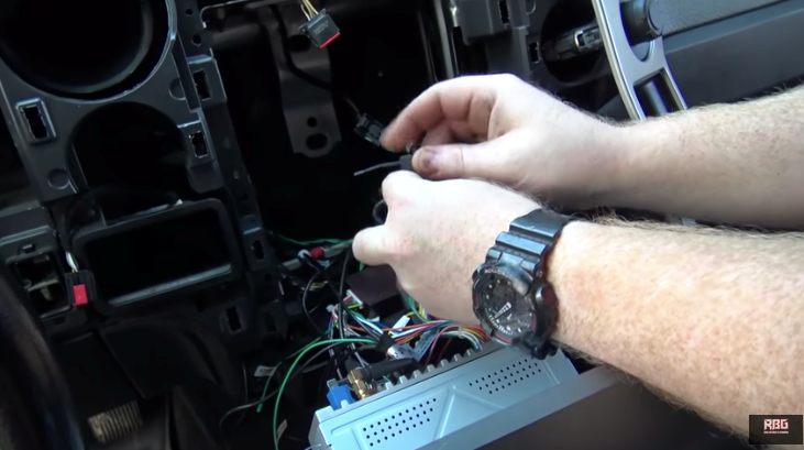 F-150テスラナビ取付 ワイヤリング
