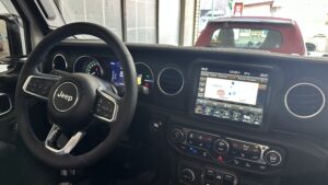 4xeナビ交換前8インチ