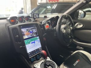 フェラレディーZナビ交換