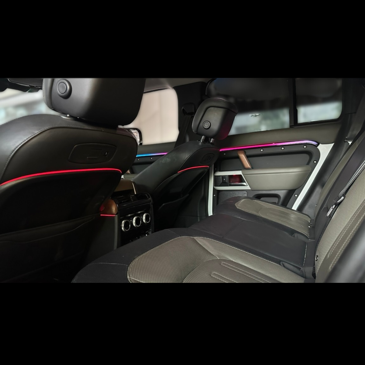 ディフェンダー L663専用 64色アンビエントライト|国内先行・夜の内装を美しく演出 - 画像 (10)