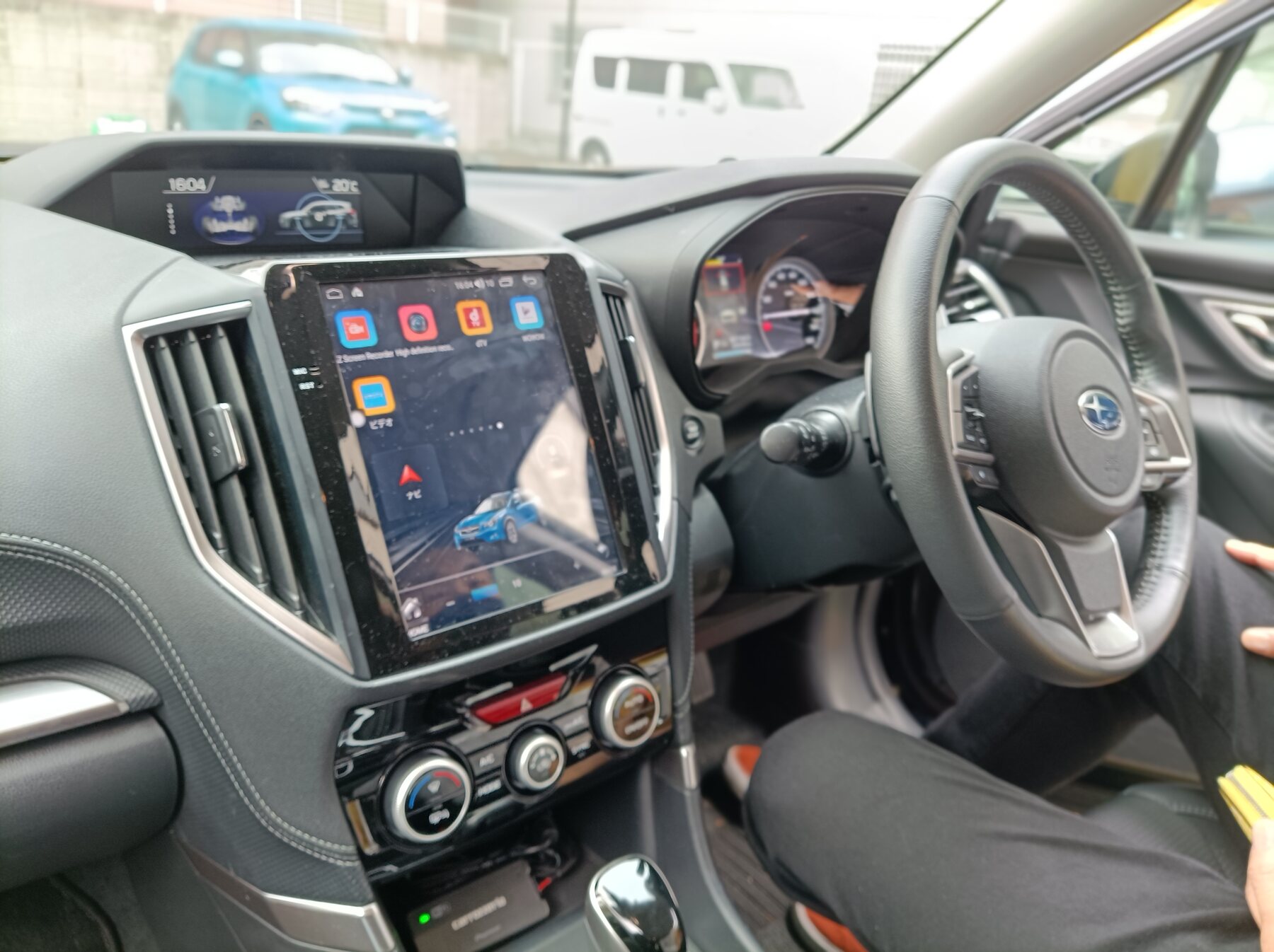 スバルXV(GT系)ナビ交換 縦型アンドロイドナビのホーム画面