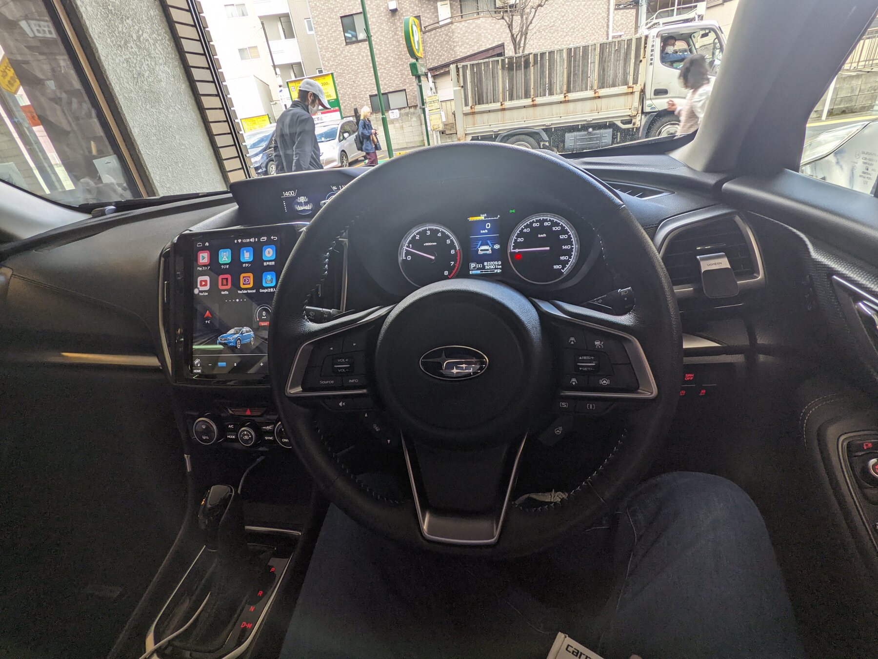 XV(GT系)ナビ交換 運転席まわり 2017-2023年式の施工例