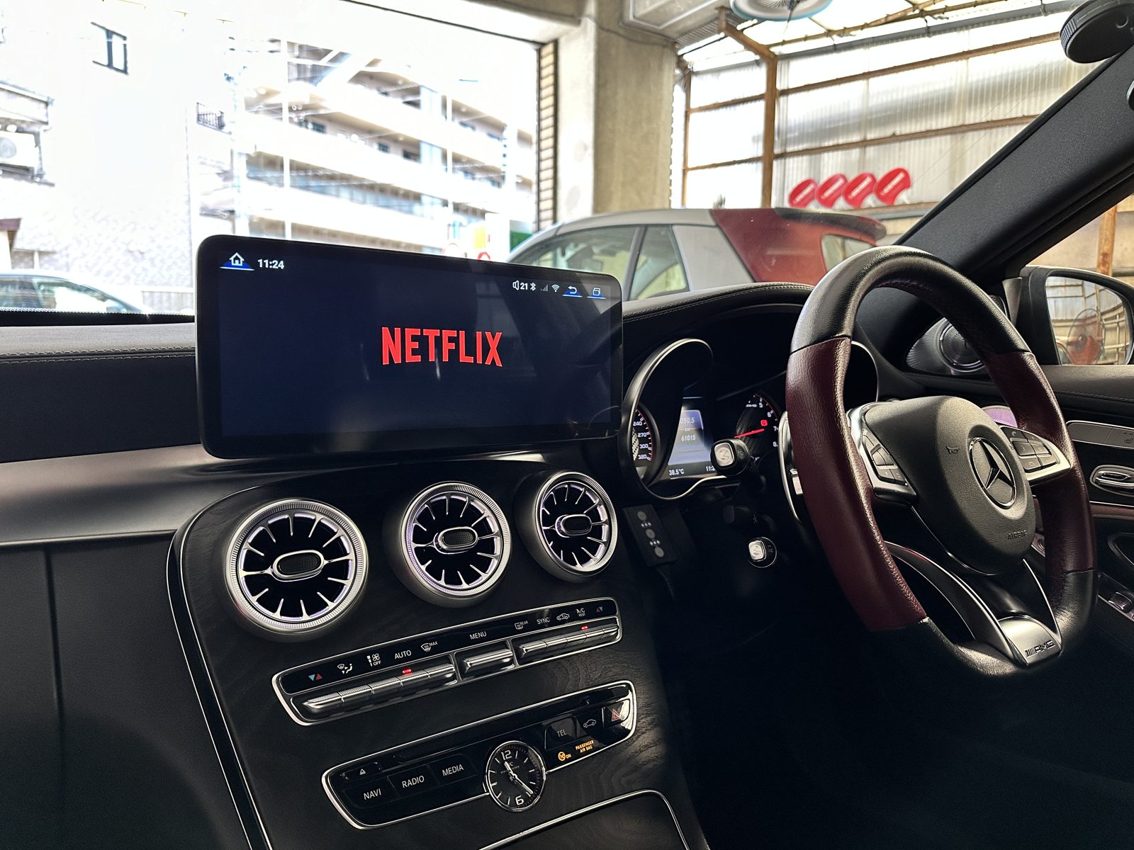 W205・X253 ナビ交換｜アンドロイドナビ大画面化【あとづけ屋】
